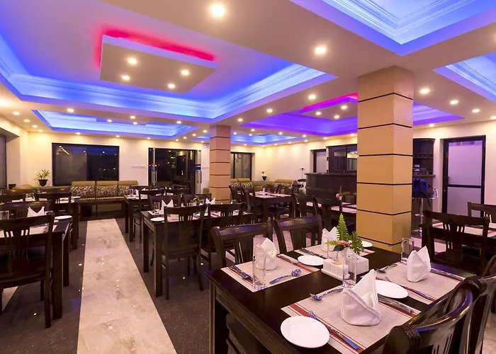 Nepal 3*