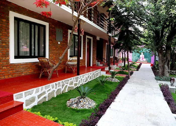 Resort Nepal 3*
