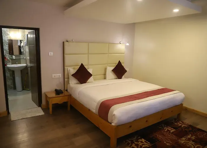 Resort Nepal 3*